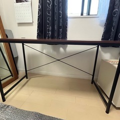 デスク　机　作業台の画像