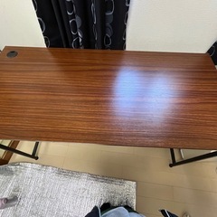 デスク　机　作業台の画像