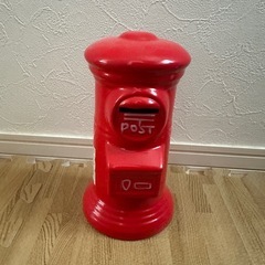 貯金箱など雑貨類の画像