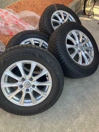 スタッドレスタイヤ 215/65R16  タイヤ&ホイールセット