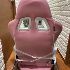 ゲーミングチェアの画像
