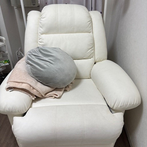 今だけお値下げ?大人1人用リクライニングチェア?