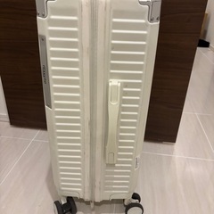 キャリーケースの画像