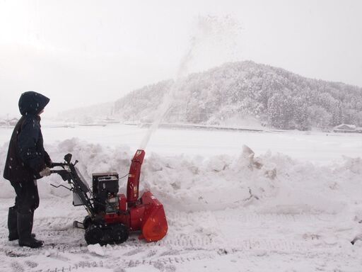除雪機イセキ　SA708実動古いですが飛びます！！富山、石川、金沢