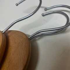 10本まとめて 木製ハンガーの画像