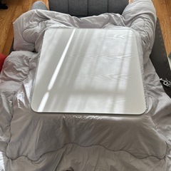 コタツ机、こたつ布団の画像