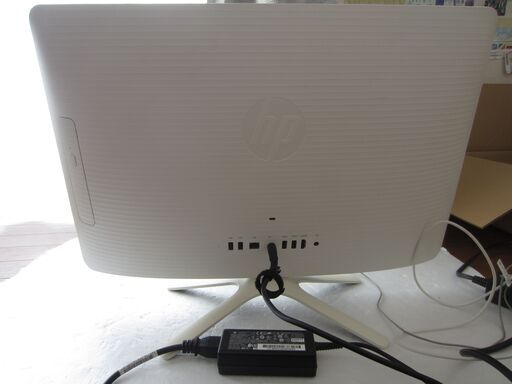 21.5型FHD液晶搭載一体型PC　HP 22-b250jpを売ります。