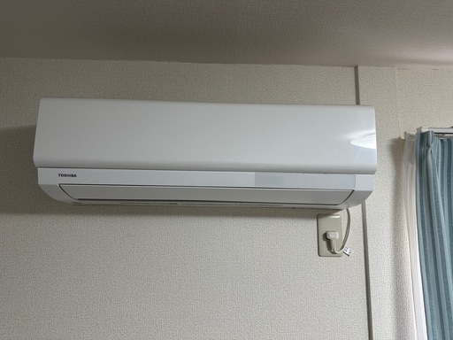 再急募 東芝 エアコン RAS-J221P-W 6畳用 取り外し済