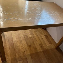 作業台　ダイニングテーブルの画像