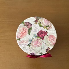 空き箱 リボンの画像