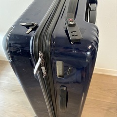 旅行カバン /  スーツケース / キャリーバッグの画像