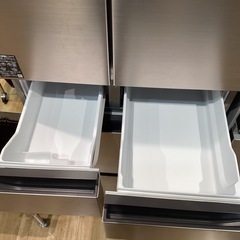 【トレファク神戸南店】HITACHIの6ドア冷蔵庫です【取りに来られる方限定】の画像