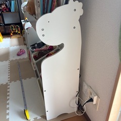 本棚おもちゃ箱の画像