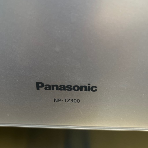 Panasonic NP-TZ300-S 食器洗い乾燥機 食洗機　2022年製