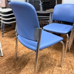 スタッキングチェア　コクヨ　一本の価格ですの画像