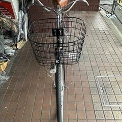 27インチ　外装6段変速　LEDオートライト付き　パンクしにくいタイヤ　マットブラウンの画像