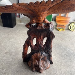 木製🦅鷹木彫り置き物の画像