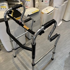 【歩行器】【介護用品】クリーニング済み【管理番号0130】五の画像