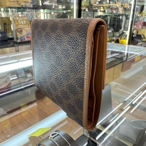 ☆ドリーム荒牧店☆CELINE マカダム柄 3つ折り財布　