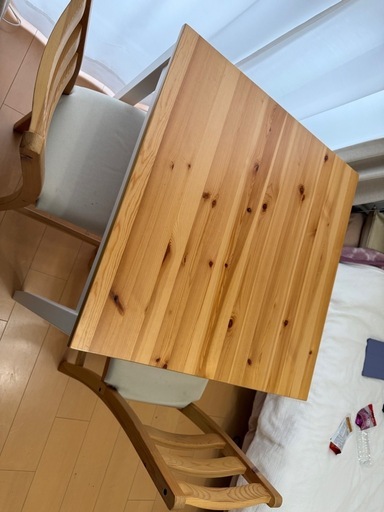 有料】IKEA 机＆椅子セット／引き取り限定（枚方市） (松田記奈