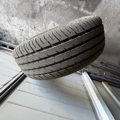 タイヤの画像