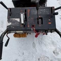 ヤナセ　除雪機　890HSTの画像