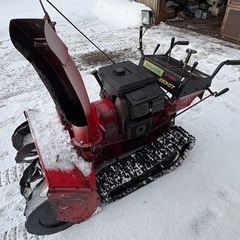ヤナセ　除雪機　890HSTの画像