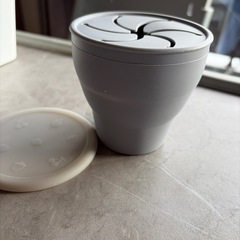 スナックカップ　シリコン　ベビー　おやついれの画像