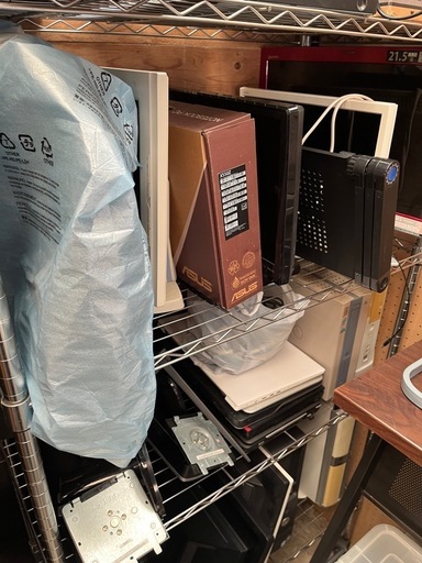 パソコン　モニター　その他　たくさん