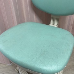 学習チェア　デスクチェアの画像