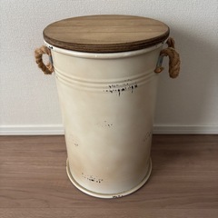 不二貿易 ブリキスツールの画像