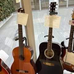 ギタースタンド【町田市再生家具】　0130の画像