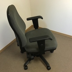 ビジネス用チェアーの画像