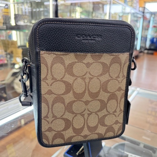 ☆ドリーム荒牧店☆COACH コーチ サリバン クロスボディ ブロックド CC090
