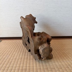 木材　オブジェ 自然な形状 茶色の画像