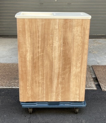 【動確済み】Panasonic 小型冷凍ストッカー SCR-S65 62L 単相 100V 幅710×奥340×高さ865(mm) ス