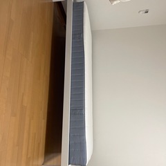 IKEA VESTEROYマットレス、IKEA  VEVELSTAD フレームセットの画像