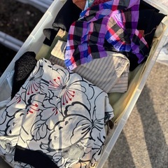 はぎれ　服　布　パッチワーク　ハンドメイド　大量の画像