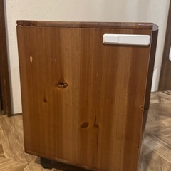 脚付オープンラックの画像