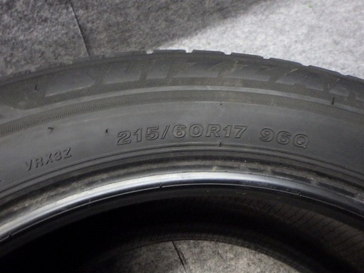 215/60R17　96Q1本　22年製　BS　ブリヂストン　VRX3　溝6.0　251215015