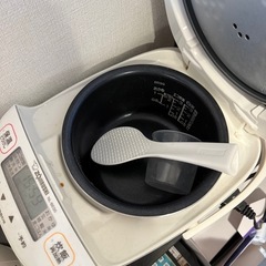 炊飯器の画像