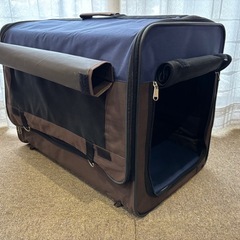 折り畳みペットキャリーの画像