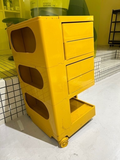 リプロダクトボビーワゴンのレプリカになります (もっち) 弁天町の収納