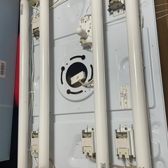 お部屋用電気　カバー割れありetcの画像