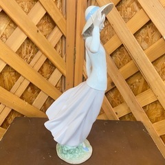 【愛品館 江戸川店】リヤドロ 春のそよ風 5682 本体のみ ID:112-052778-007の画像