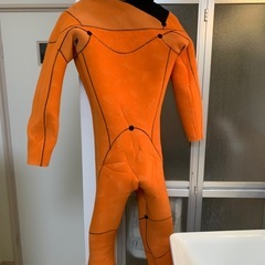 all5mm セミドライウェットスーツメンズMLBくらい？
の画像