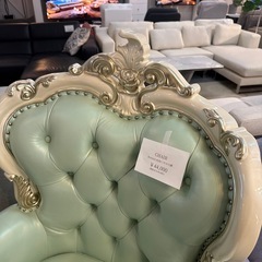 ロココ調チェア　キャスター付きの画像