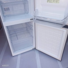 C059送料設置無料　SHARP　人気モデル 大型冷蔵庫　271Lの画像