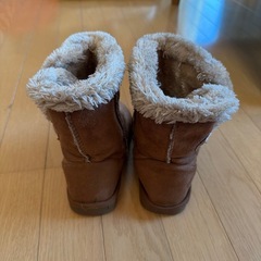 子ども用ブーツの画像