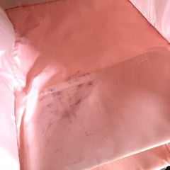 吊り下げ式衣類収納ケース メッシュポケット付き ピンク　の画像